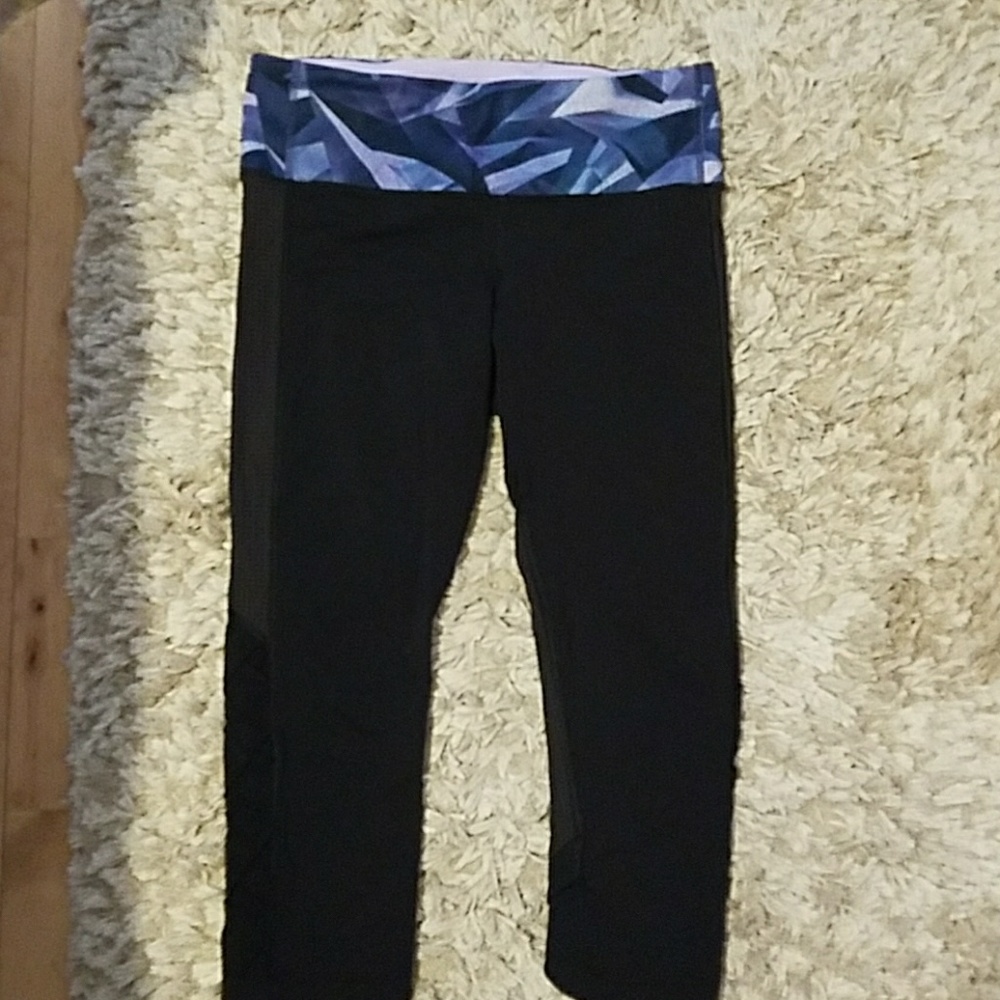 Lululemon crops